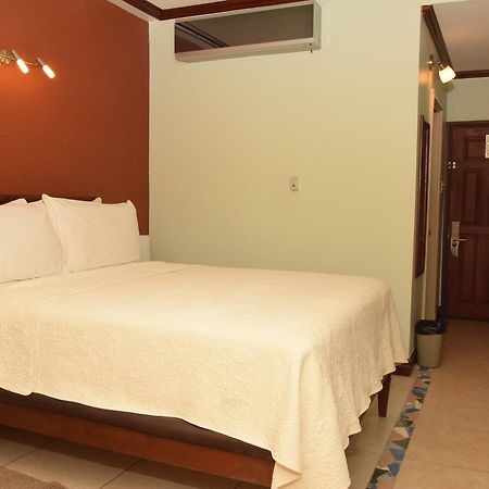 ג'ורג'טאון Brandsville Suites מראה חיצוני תמונה