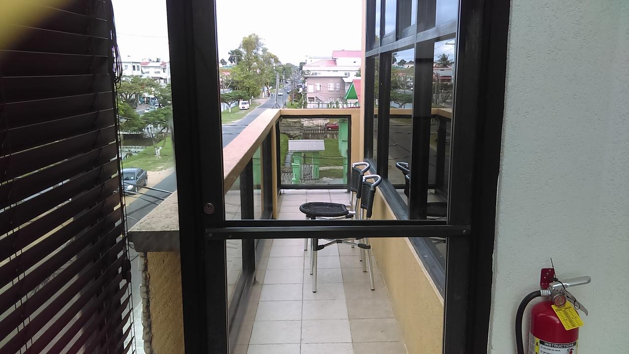 ג'ורג'טאון Brandsville Suites מראה חיצוני תמונה