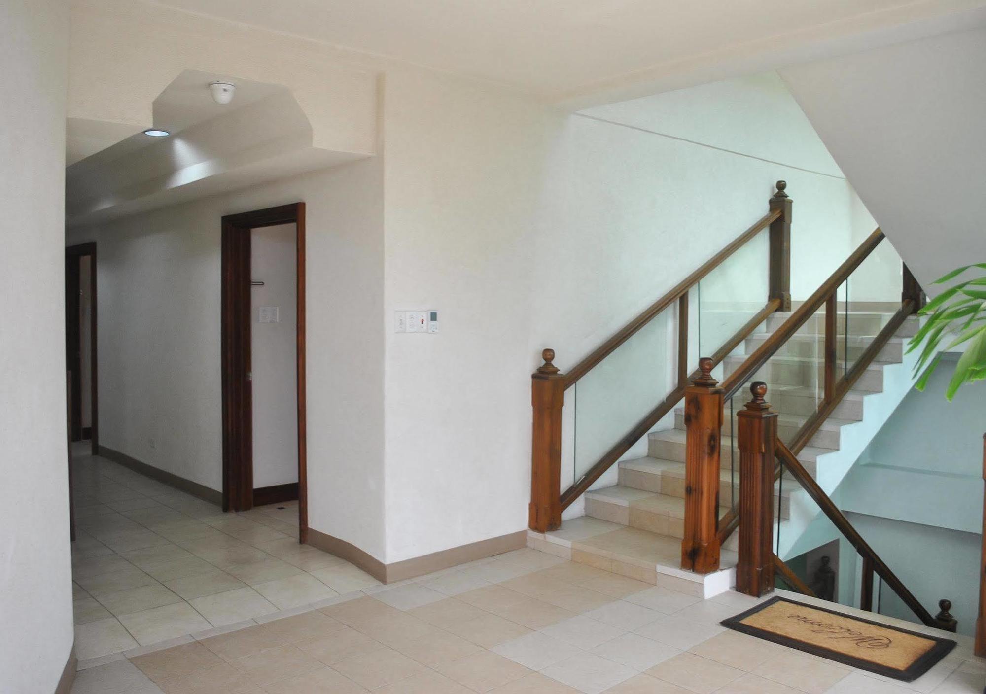 ג'ורג'טאון Brandsville Suites מראה חיצוני תמונה